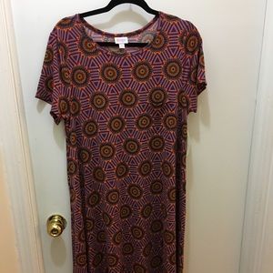 🆕 Large Carly Dress